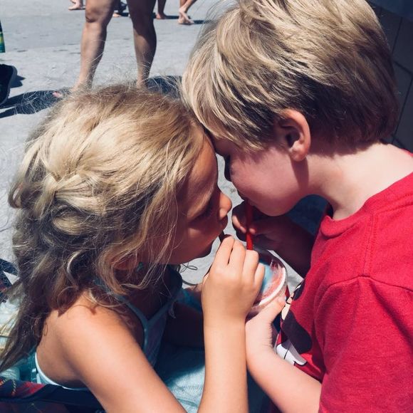 Meet your Posher, Sarah - Picture 1 of 1